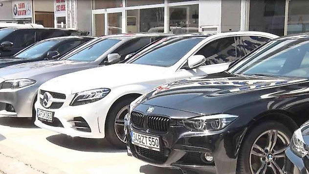 İkinci el otomobil piyasası gerçek alıcılara kaldı