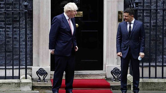 İngiltere Başbakanı Johnson, Zelenskiy ve ailesine sığınma teklif etmiş