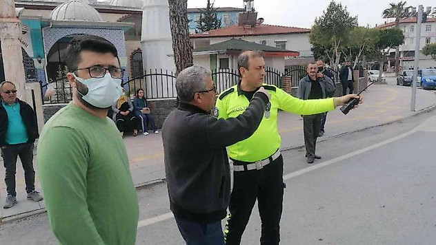 Işık ihlali yapıp otomobile çarpan sürücünün bahanesi şoke etti:'Daldım, geçtim'