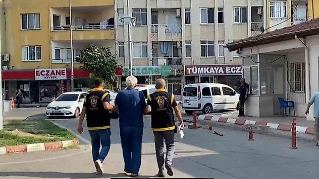 İskenderun'da sahte içkiden yaşanan ölümler sonrası polis operasyon başlattı