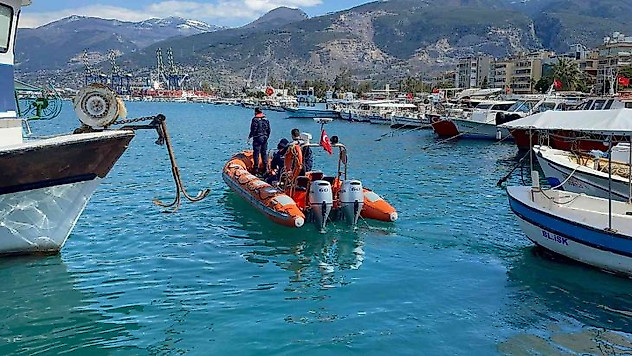 İskenderun'da yaralı halde bulunan deniz kaplumbağası tedaviye alındı