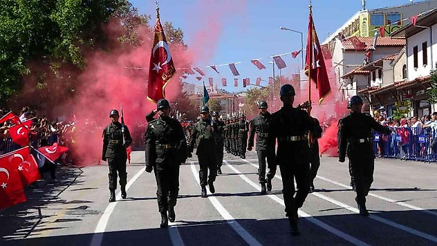 Isparta'da Zafer Bayramı coşkusu