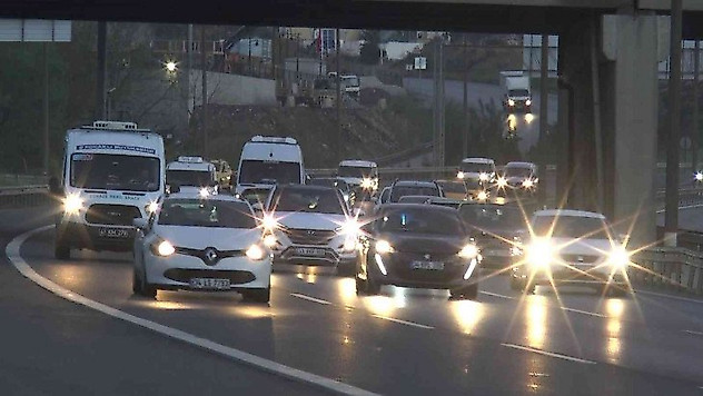 İstanbul'da bayram trafiği başladı