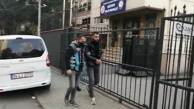 Kadıköy'de trafikte makas atan sürücüye para cezası yağdı