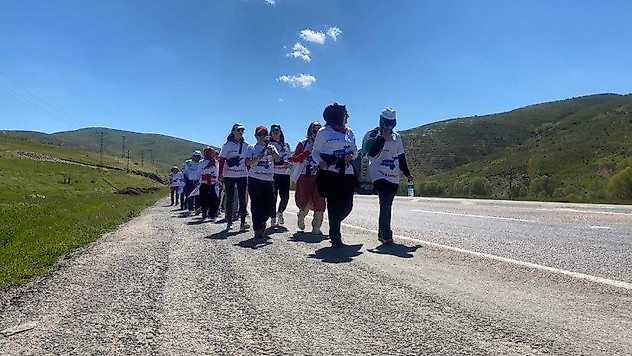 Kadınlar Van Gölü için yürüyor