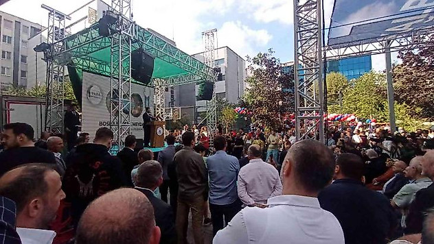 Kağıthane'de Bosna Hersek Meydanı ve Muhtar Zeki Uzun Parkı açıldı