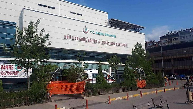 Karabük'te otomobilden açılan ateşte 2 kişi yaralandı