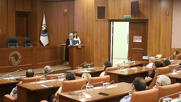 Kartal Belediyesi'nden kadına yönelik şiddetle mücadelede farkındalık eğitimi