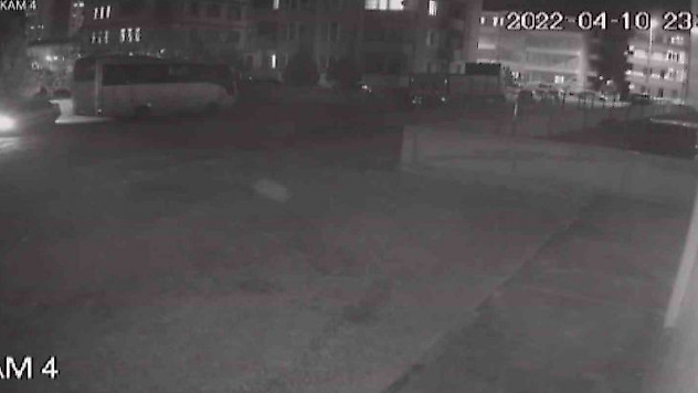 Kayseri'de şok eden hırsızlık: Çekerek otomobil çaldılar