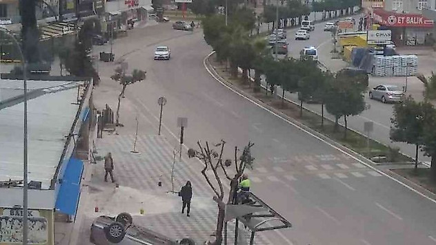 Kazaya davetiye çıkaran bulvar
