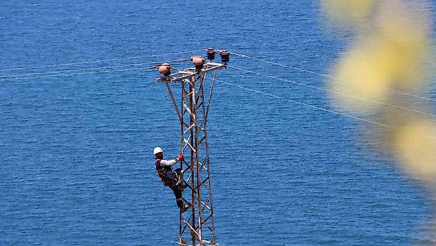 Kesintisiz enerji için kavurucu sıcaklarda zorlu bayram mesaisi
