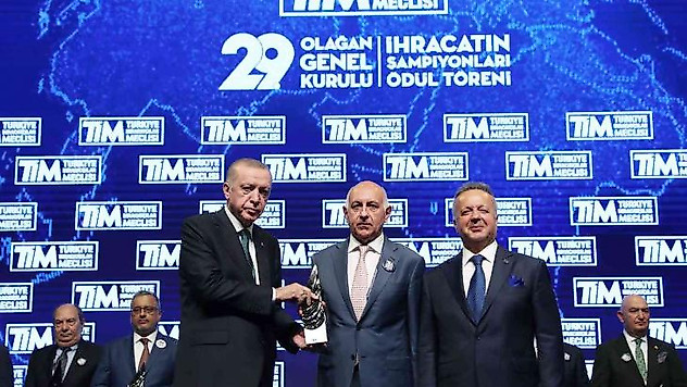 Kibar Holding'e TİM'den ihracat ödülü