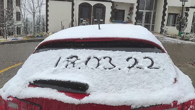 Kocaeli'de beklenen kar yağışı başladı