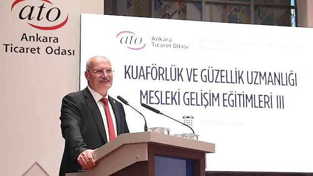 Kuaförlük ve güzellik uzmanlığı mesleki gelişim eğitimleri ATO'da devam ediyor