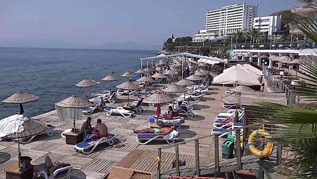 Kuşadası'nda bayram öncesi rezervasyon doluluk oranı yüzde 80'e ulaştı