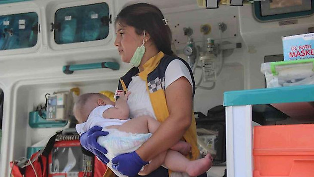 Kuzey Marmara Otoyolu'nda bariyerlere çarpan otomobil 100 metreden şarampole uçtu