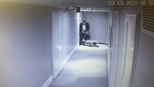 Lüks otelde 7. kattan düşen Ebru Cizdam'ın sürüklendiği görüntüler ortaya çıktı