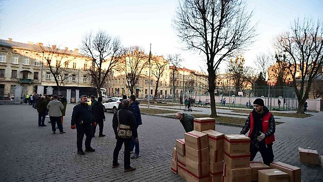 Lviv'de okul yardım merkezine dönüştürüldü