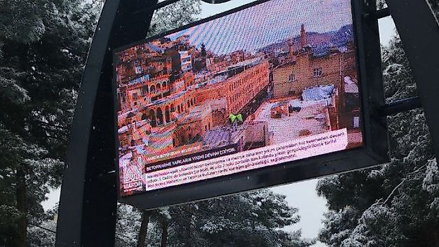 Mardin güne karla uyandı