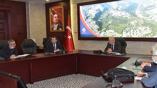 OMÜ, kenevirin endüstriyel ürün hâline gelmesinde kararlı