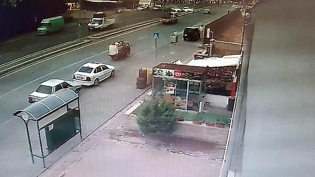 Ortalığı savaş alanına çeviren kaza güvenlik kamerasında