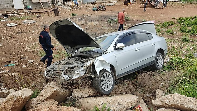Otomobil ile motosiklet çarpıştı: 1 ölü, 1 yaralı