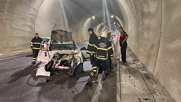 Otomobiliyle 70 metre sürüklenen sürücü yaşam savaşını kaybetti