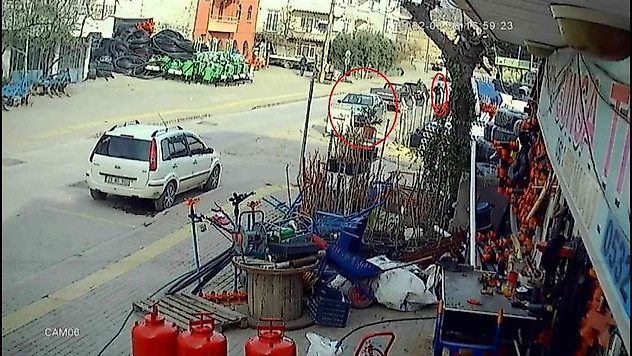 Böyle çaldı...7 dakikada çalınan otomobil 1 saat sonra bulundu