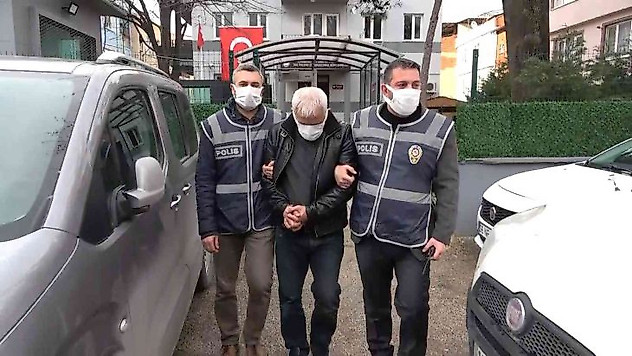 Makatına sakladığı uyuşturucu, cerrahi operasyonla ele geçirildi