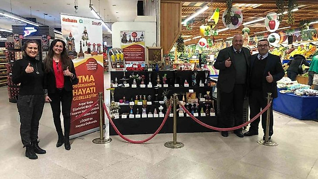 Özhan çalışanları atmayıp değerlendirdi, hayatı güzelleştirdi