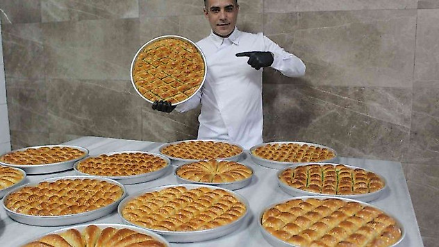 Pandemi etkisini yitirdi, bayram öncesi baklavaya talep patladı
