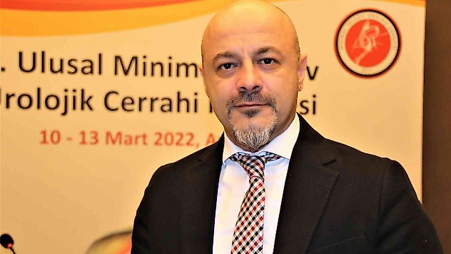 Prof. Dr. Başeskioğlu: 'Varikosalde 6 kişiden 1'i cerrahi müdahale gerektirir'
