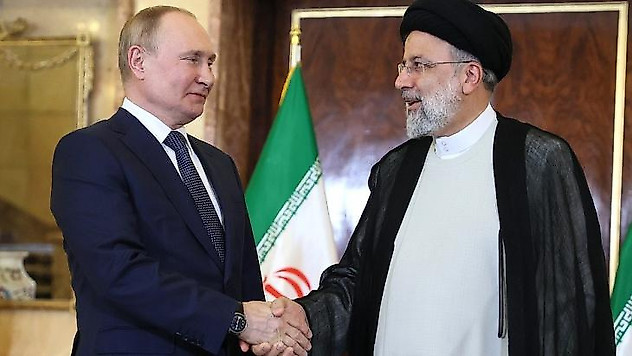 Putin ve Reisi'den üçlü zirve öncesi görüşme