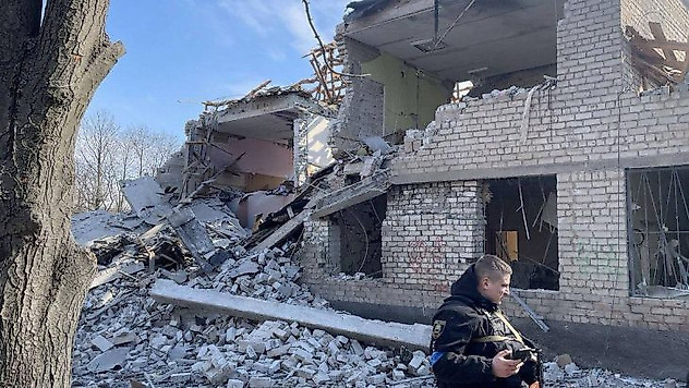 Rusya, Kramatorsk'ta kamu binası ve sivil yerleşimleri vurdu: 2 ölü, 6 yaralı