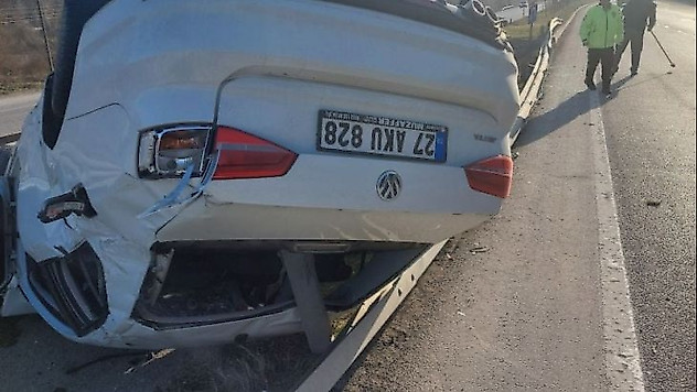 Samsun'da otomobil takla attı: 2 yaralı