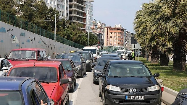 Samsun trafiğine kayıtlı 402 bin 98 motorlu kara taşıtı var
