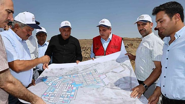 Şanlıurfa'da dar gelirli aileler için 2 bin 500 konut yapılacak
