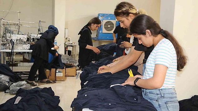 Şırnak'ta bir tekstil atölyesinde 200 çalışanın 168'i kadın