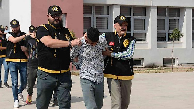 Son 1 ayda 4 motosiklet çalan 2 zanlı tutuklandı