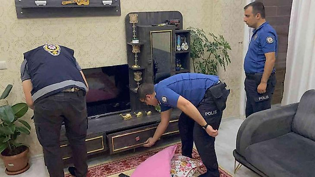 Telefon dolandırıcılarına Şanlıurfa merkezli operasyon: 29 gözaltı