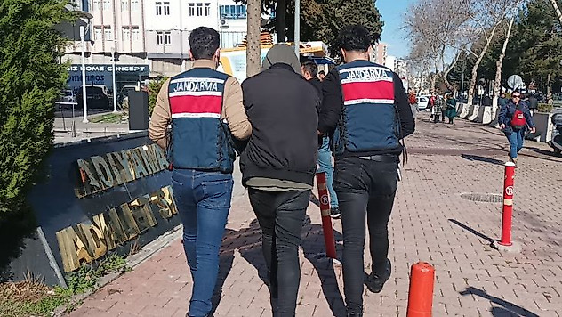 Terör operasyonunda gözaltına alınan 2 şahıs adliyeye sevk edildi