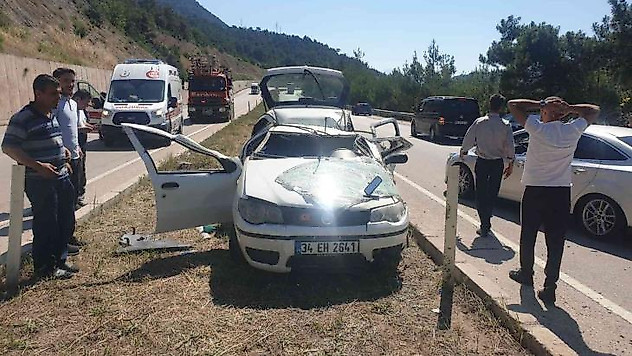 Tokat'ta otomobil takla attı: 6 yaralı