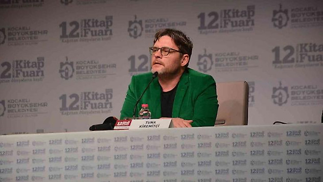 Tuna Kiremitçi: 'Polisiye roman yazmak emeklilik hayalimdi'
