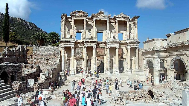 Türkiye 2023'te 50 milyon turist bekliyor
