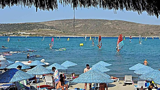 Ünlü tatil merkezi Çeşme'de oteller yüzde 70-75 oranında doldu