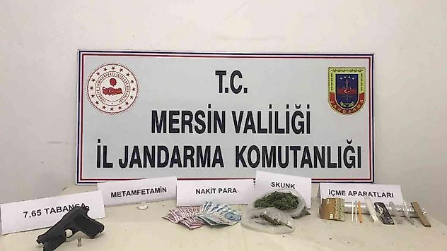 Uyuşturucu satan 3 kişi yakalandı