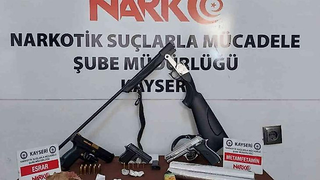 Uyuşturucu tacirlerine 115 polis ile şafak operasyonu