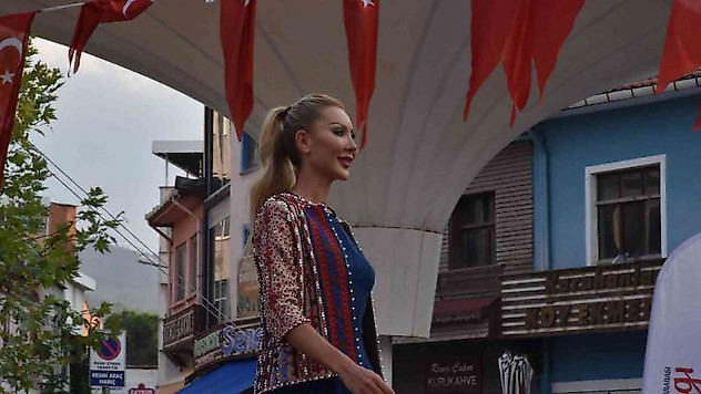 Yağcıbedir'in 3 bin yıllık kültürü modaya dönüştü