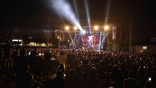 Yaz konserleri, Başkentlileri Zara ve Fettah Can ile bir araya getirdi