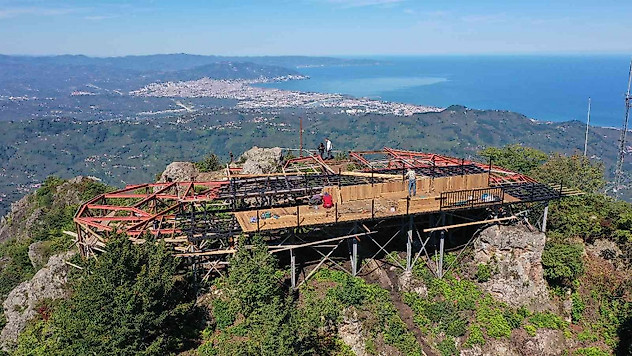 Yoroz zirvesinden Ordu ve Giresun